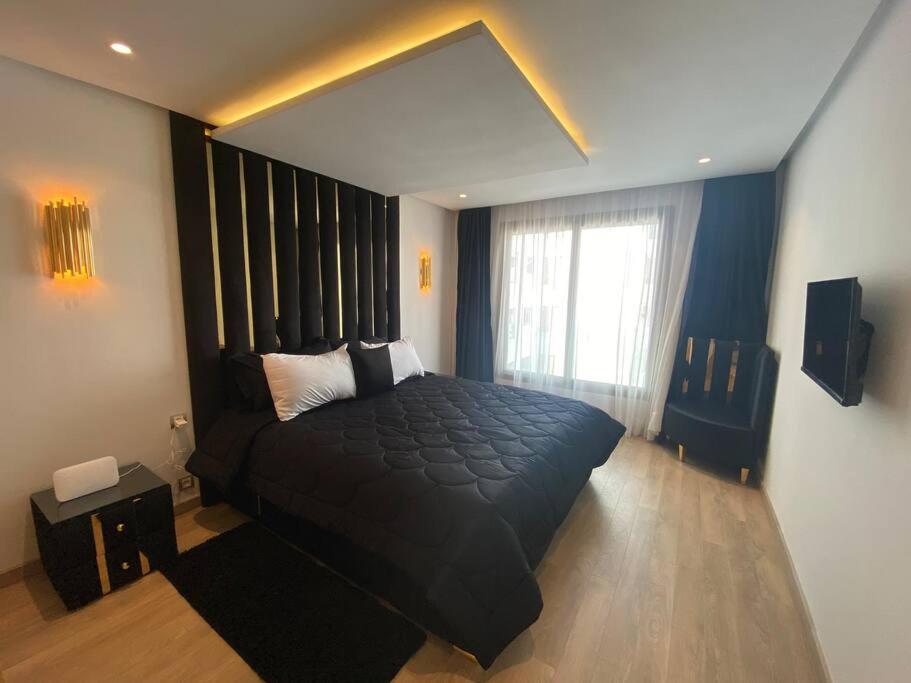 Corniche Casablanca - Black New 外观 照片